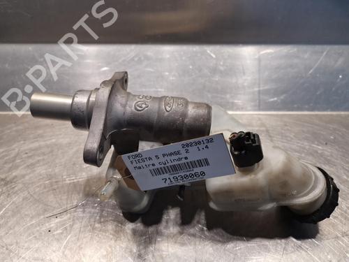 Used Brake master cylinder FORD FIESTA V (JH_, JD_) 1.4 TDCi (68 hp) 20921564