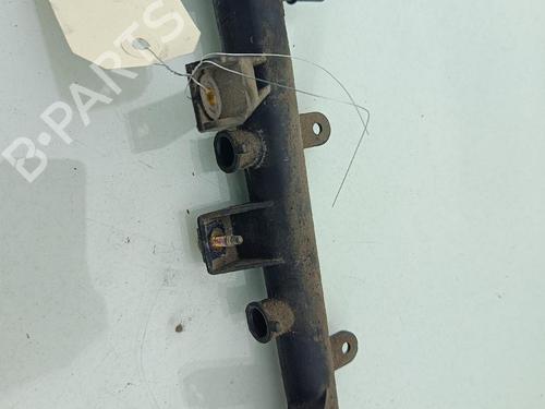 Used Injection rail Injection rail CITROËN SAXO (S0, S1) 1.1 X, SX (60 hp) 40258768 40258768