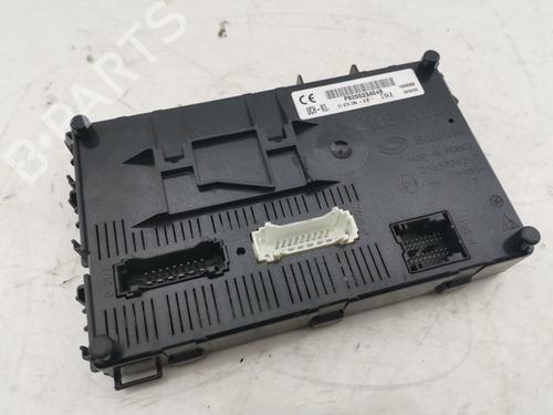 Used Control unit Control unit RENAULT CLIO II (BB_, CB_) [1998-2016] 33537122 33537122