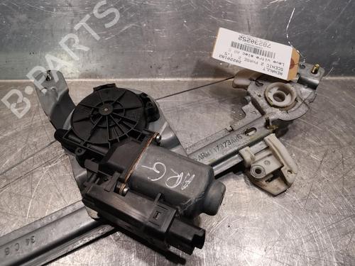 Rudehejsemekanisme venstre bagtil RENAULT SCÉNIC II (JM0/1_) 1.5 dCi (JM1E, JM16) (106 hp) 21215285