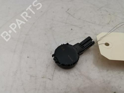 Used Electronic module Electronic module PEUGEOT 308 SW II (LC_, LJ_, LR_, LX_, L4_) 1.6 PureTech 225 (L45GGR) (225 hp) 32729918 32729918