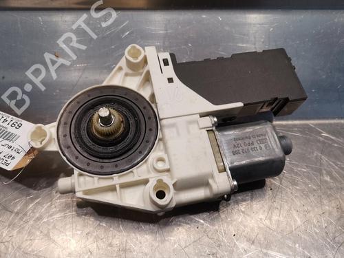 Rudehejsemotor forskærm venstre PEUGEOT 407 SW (6E_, 6D_) 2.0 HDi 135 (136 hp) 20920203