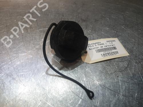 Używane Korek wlewu paliwa VW POLO V (6R1, 6C1) 1.2 (70 hp) 24336513