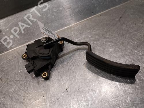 Used Pedal RENAULT CLIO III (BR0/1, CR0/1) 1.5 dCi (75 hp) 20917780