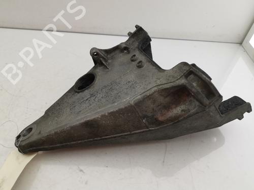 Used Engine mount VW TRANSPORTER T5 Bus (7HB, 7HJ, 7EB, 7EJ) 2.5 TDI (174 hp) 32030519