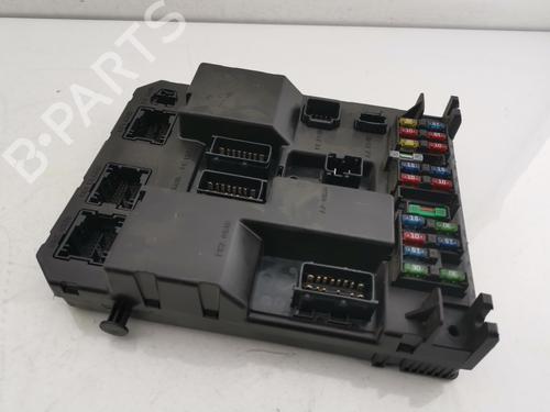 Used Fuse box Fuse box CITROËN C5 I (DC_) 2.2 HDi (DC4HXB, DC4HXE) (133 hp) 31585662 31585662