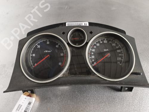 Used Instrument cluster OPEL ZAFIRA / ZAFIRA FAMILY B (A05) 1.9 CDTI (M75) (120 hp) 20923016