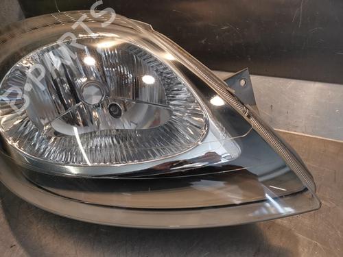 Right headlight RENAULT TRAFIC II Van (FL) 1.9 dCi 100 (FL0C) | BP20918068C29 