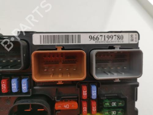 Used Fuse box Fuse box CITROËN C3 II (SC_) 1.4 HDi 70 (SC8HZC, SC8HR0, SC8HP4) (68 hp) 31908431 31908431