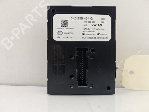 Øvrige Styrinhsenheder AUDI Q3 (8UB, 8UG) 2.0 TFSI quattro (220 hp) 30326605