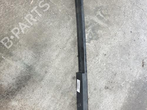 Used Front bumper reinforcement PEUGEOT 5008 (0U_, 0E_) 2.0 HDi 150 / BlueHDi 150 (150 hp) 26022142