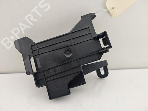 Used Electronic module Electronic module AUDI Q3 (8UB, 8UG) 2.0 TFSI quattro (220 hp) 30300125 30300125