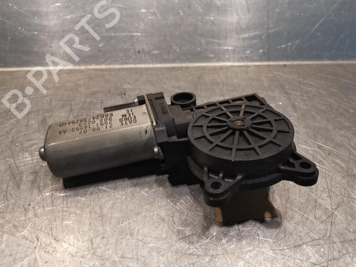 Used Right front window motor FORD FIESTA V (JH_, JD_) 1.4 TDCi (68 hp) 20918547
