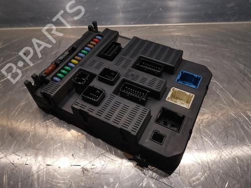 Used Fuse box Fuse box CITROËN C4 Coupe (LA_) 1.6 HDi (90 hp) 20921814 20921814