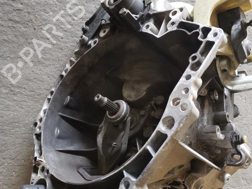 Used Gearbox Gearbox CITROËN C4 CACTUS 1.2 THP 110 (110 hp) 33299049 33299049
