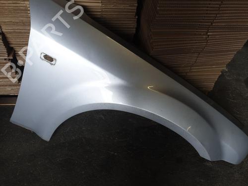 Used Right front fenders CHRYSLER 300C Touring (LX, LE) 3.0 CRD (218 hp) 31833160