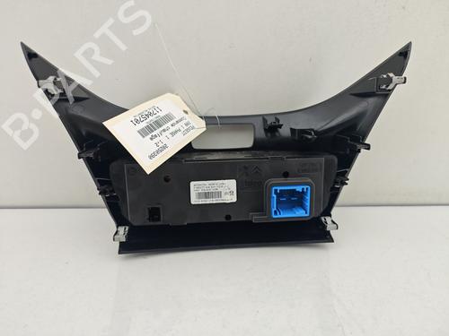 Used Climate control Climate control PEUGEOT 208 I (CA_, CC_) 1.2 VTI 82 (82 hp) 30646236 30646236