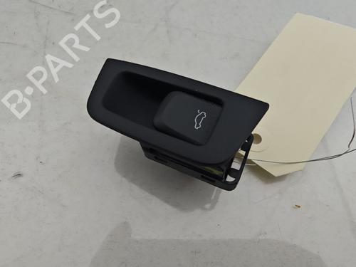 Used Switch AUDI Q3 (8UB, 8UG) 2.0 TFSI quattro (220 hp) 30300119