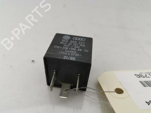 Used Electronic module Electronic module VW GOLF V (1K1) 1.9 TDI (105 hp) 32116843 32116843