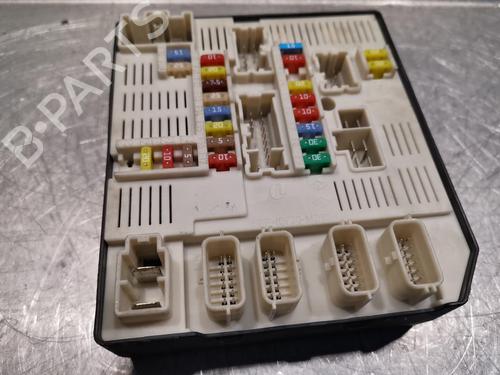 Used Fuse box RENAULT MEGANE III Coupe (DZ0/1_) 1.5 dCi (DZ0B) (106 hp) 20923580