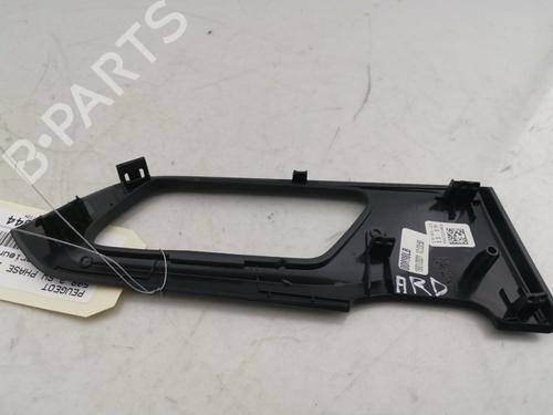 Used Rear right interior door handle Rear right interior door handle PEUGEOT 508 SW II (FC_, FJ_, F4_) PSE Hybrid4 360 (F45GBT) (360 hp) 32293702 32293702