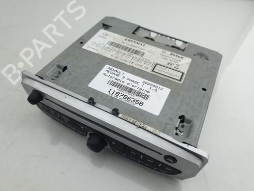 Used Radio RENAULT MEGANE III Hatchback (BZ0/1_, B3_) 1.5 dCi (BZ09, BZ0D, BZ1W, BZ29, BZ14) (110 hp) 31275611