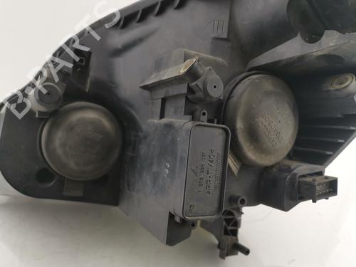 Used Right headlight Right headlight OPEL ZAFIRA / ZAFIRA FAMILY B (A05) 1.9 CDTI (M75) (150 hp) 31611073 31611073