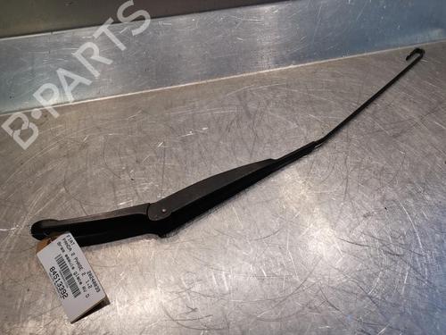 Front windshield wiper arm FIAT PANDA (169_) 1.2 (169AXF2A, 169AXF1A) | BP21215461C143 