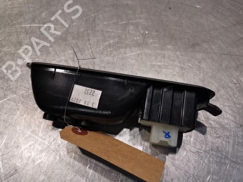 Used Left rear window switch Left rear window switch DACIA DUSTER (HM_) 1.3 TCe 150 4x4 (HMM3) (150 hp) 20923384 20923384