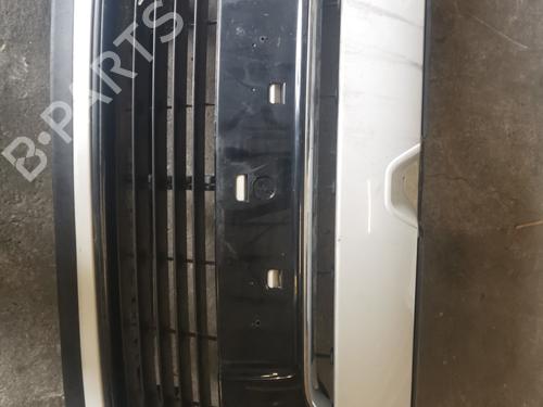 Używane Zderzak przedni RENAULT MEGANE III Hatchback (BZ0/1_, B3_) 1.5 dCi (BZ0C) (90 hp) 30002009