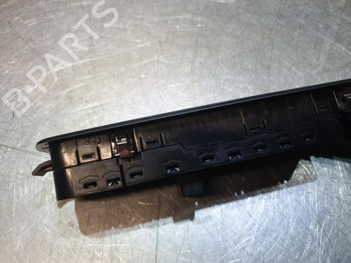 Left front window switch RENAULT SCÉNIC III (JZ0/1_) 1.5 dCi | BP25261399I27 