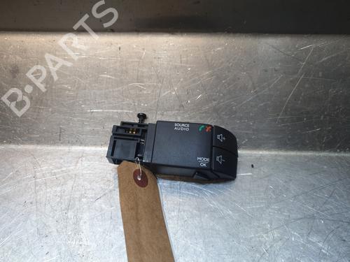 Used Switch Switch DACIA LODGY (JS_) 1.2 TCe (JSAY, JSM0) (115 hp) 21797236 21797236