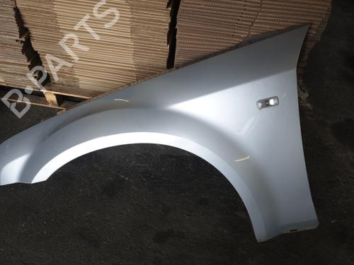Used Left front fenders CHRYSLER 300C Touring (LX, LE) 3.0 CRD (218 hp) 31833159