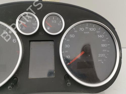 Used Instrument cluster Instrument cluster AUDI A2 (8Z0) 1.6 FSI (110 hp) 28449957 28449957