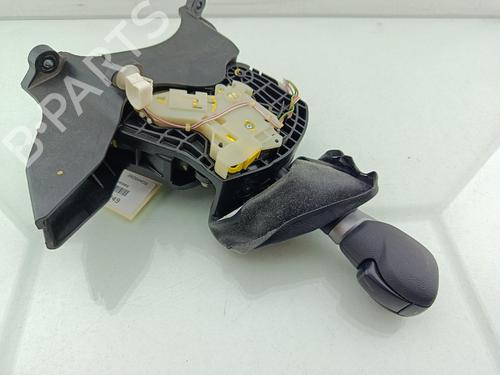 gear-lever-dacia-sandero-iii-2021-39934124 main image