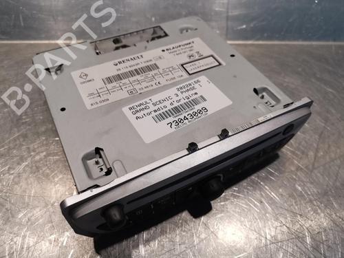 Used Radio RENAULT GRAND SCÉNIC III (JZ0/1_) 1.5 dCi (JZ09, JZ0D, JZ10, JZ14, JZ1G, JZ29, JZ2C) (110 hp) 20918496