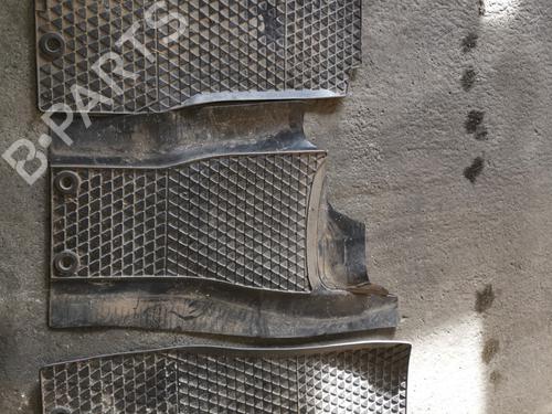 Andere für VW TRANSPORTER T5 Bus (7HB, 7HJ, 7EB, 7EJ) 2.5 TDI (174 hp) 32087905