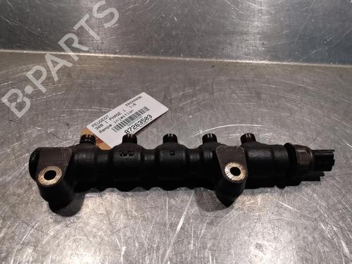 Used Injection rail Injection rail PEUGEOT 308 I (4A_, 4C_) 1.6 HDi (109 hp) 20919654 20919654