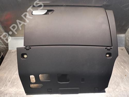 Used Glove box AUDI A3 (8V1, 8VK) 2.0 TDI (150 hp) 20921227