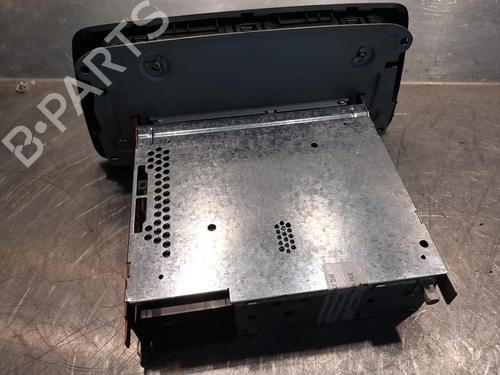Used Radio SEAT IBIZA IV (6J5, 6P1) 1.4 TDI (80 hp) 20918371