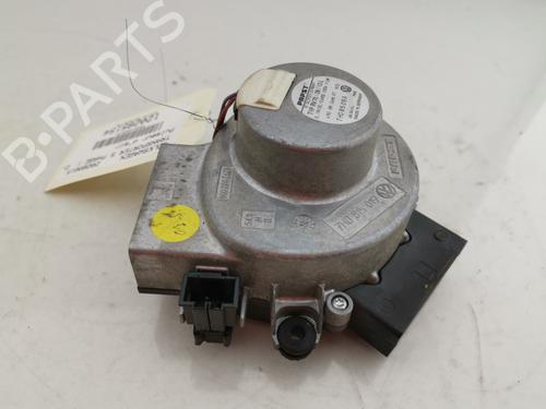 Ventola abitacolo VW TRANSPORTER T5 Bus (7HB, 7HJ, 7EB, 7EJ) 2.5 TDI (174 hp) 32030510