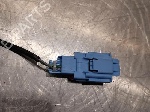 Used Seat buckle CITROËN C3 I (FC_, FN_) 1.4 HDi (68 hp) 20923851