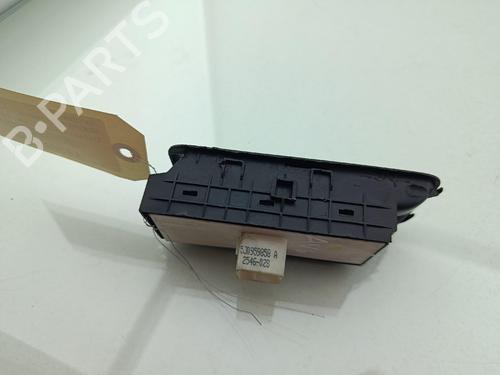 Used Left front window switch Left front window switch SKODA ROOMSTER (5J7) 1.9 TDI (105 hp) 39664866 39664866
