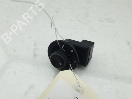 Comando specchietti Comando specchietti RENAULT MEGANE II Estate (KM0/1_) 1.9 dCi (KMRG, KM1G, KM0G, KM2C) (120 hp) 36664372 36664372