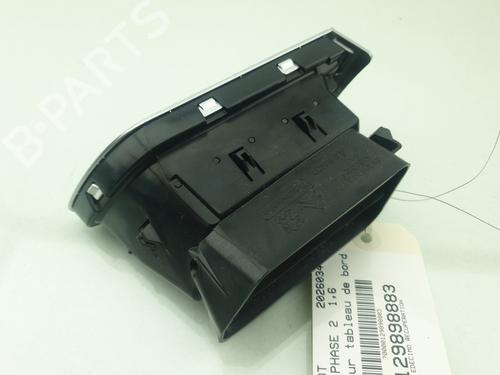 Used Air vent Air vent 37587598 37587598