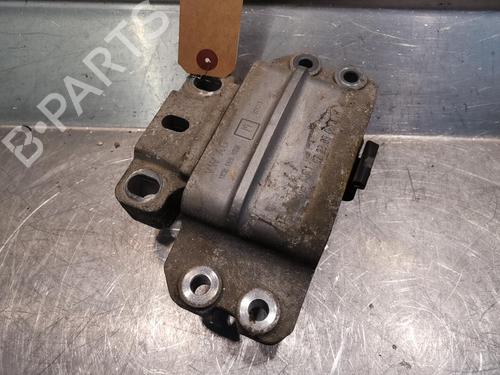 Used Engine mount VW GOLF V (1K1) 1.9 TDI (105 hp) 20923308