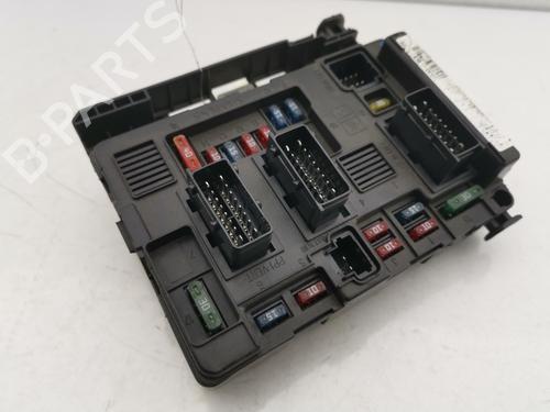 Used Fuse box CITROËN C5 I (DC_) 2.2 HDi (DC4HXB, DC4HXE) (133 hp) 31585661