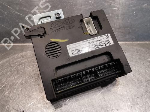 Used Control unit HYUNDAI SANTA FÉ II (CM) 2.2 CRDi GLS 4x4 (150 hp) 20917923