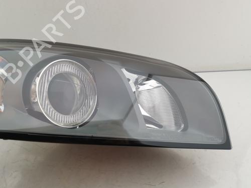 Used Right headlight Right headlight VOLVO V50 (545) 2.0 D (136 hp) 32443802 32443802