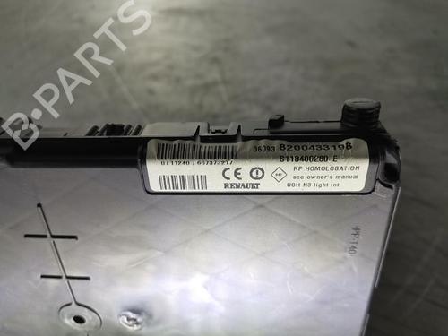 Zekeringkast RENAULT SCÉNIC II (JM0/1_) 1.5 dCi (JM1E, JM16) (106 hp) 20925127
